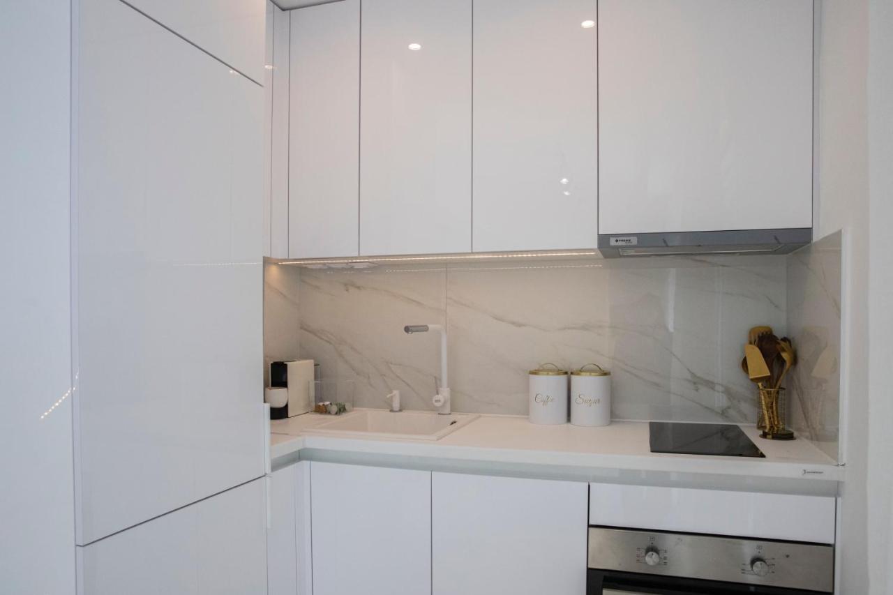 Dk Luxury Suite Néa Péramos Εξωτερικό φωτογραφία
