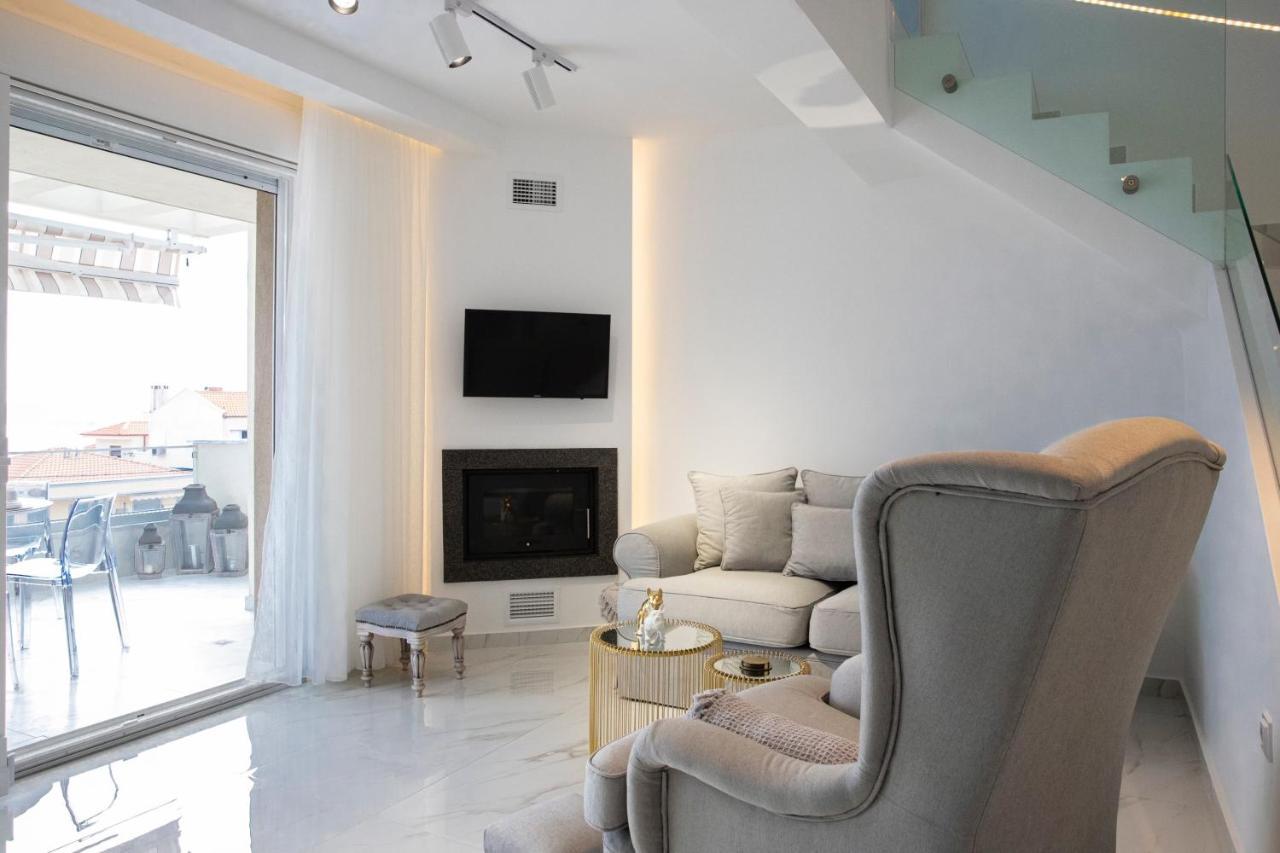 Dk Luxury Suite Néa Péramos Εξωτερικό φωτογραφία